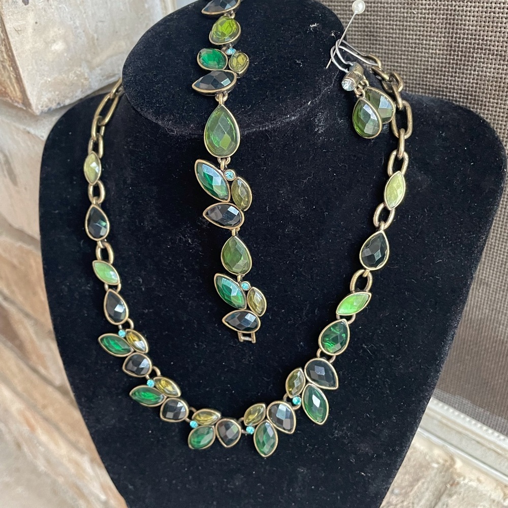 💎 VIDA Green Gemstone Set
